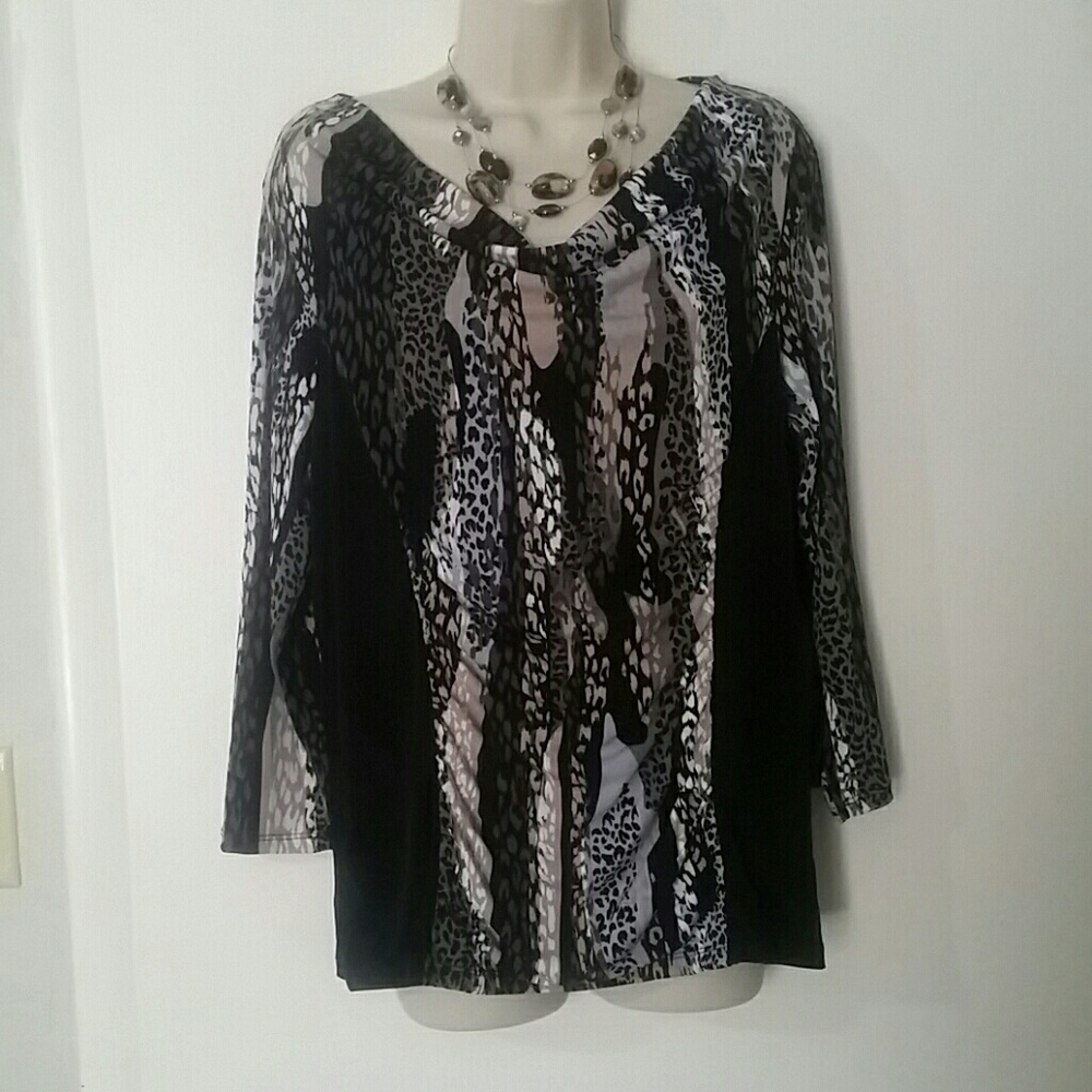 Dana Buchman Long Sleeve Animal Print Top